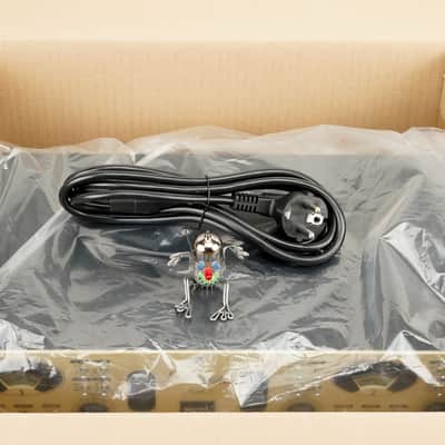 SPL GoldMike MK2 2485 Tube Mic Preamp Class-A + Neuwertig + OVP + 1,5J GarantieSPL GoldMike MK2 2485 Tube Mic Preamp Class-A + Neuwertig + OVP + 1,5J Garantie image 2