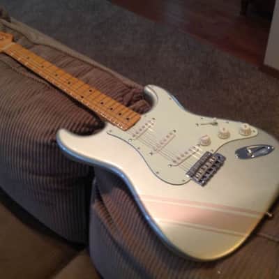 Made in Japan Fender FSR Traditional 50s Stratocaster 2018 - Inca Silver w/ Shoreline Rose Gold Competition Stripe image 3