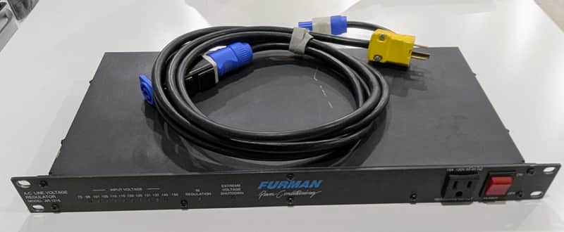 Furman AR-1215 - Voltage Regulator/Power Conditioner image 1