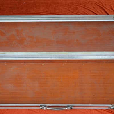 Warwick Guitar Bass Flight Case - Extremely durable! Made in Germany 1990 still strong enough for the road!! Has a new strong handle image 4