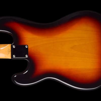Fender Japan Precision Bass PB-62 2004 - 3-Tone Sunburst image 5