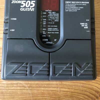 505 Guitar Compact Multi-Effects Processor - Black image 1