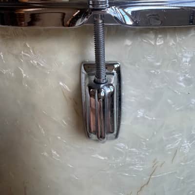 Rogers Vintage Swivo era Dayton Holiday Floor Tom Drum 16” x 16” WMP 60s - White Marine Pearl image 8