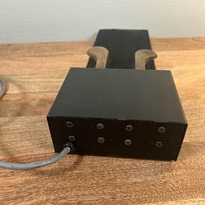 Rhodes Chroma Dual Foot Pedal image 5
