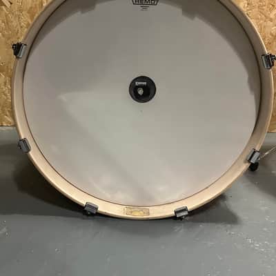 Stage Custom Birch (Honey Amber) 22” kick, 16” floor tom, 14” snare, 10” and 12” rack toms, 5pc Shell Pack image 7