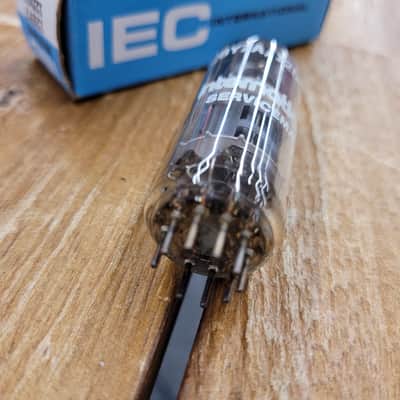Mullard IEC 12BY7/12DQ7/12BV7 Tube image 6