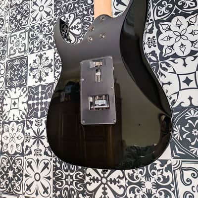 Ibanez RG350DXZ – Pro Setup, Shielded, No Noise, Shred Machine image 4