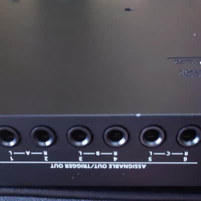Roland TR-8S AIRA Rhythm Performer drum machine + sample player image 13