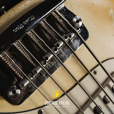 Music Man Stingray 1989 - Olympic White RARE image 16