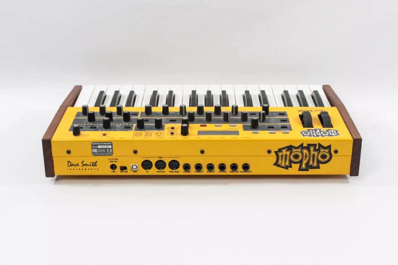 Dave Smith Instruments Mopho 32-Key Monophonic Synthesizer image 4