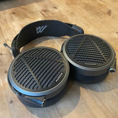 Audeze MM-500 Planar Magnetic Headphones image 5