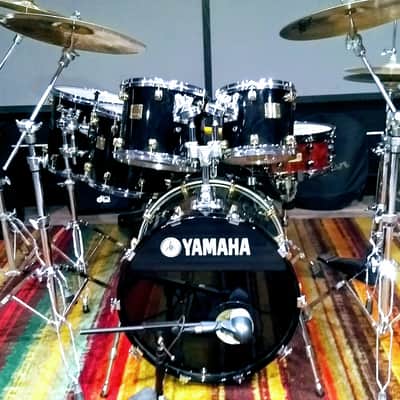 Yamaha  Maple Custom 1996 Piano Black image 1