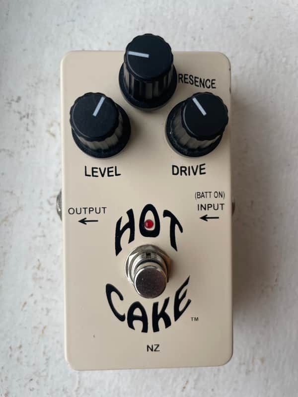 Crowther Hot Cake 1976 - Present - White image 1