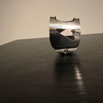 Vandoren LC01P Optimum Bb Clarinet Ligature and Plastic Cap 2010s - Silver-Plated image 3