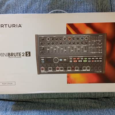 Arturia MiniBrute 2S Desktop Synthesizer 2018 - Present - Black image 3