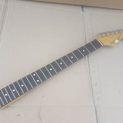 1986 SQUIER by FENDER STRATOCASTER NECK made in JAPAN ROSEWOOD image 2