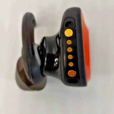Bose SoundSport Free Earbuds image 8