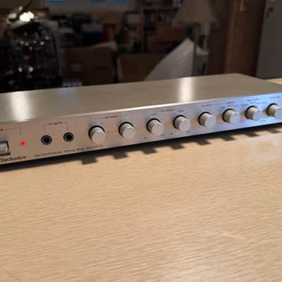 Technics SH-3077G Stereo Graphic Equalizer Audio Component from Japan image 3