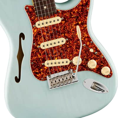 FENDER - American Professional II Stratocaster Thinline  Rosewood Fingerboard  Transparent Daphne Blue - 0171010726 image 3