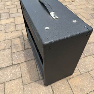 Dr. Z MAZ 18 Junior Reverb 18-Watt 2x10" LT Guitar Combo 1997 - 2017 - Various image 2