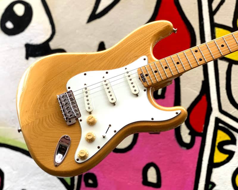 Aria Pro II ST-400 Strikin' Sound | Reverb