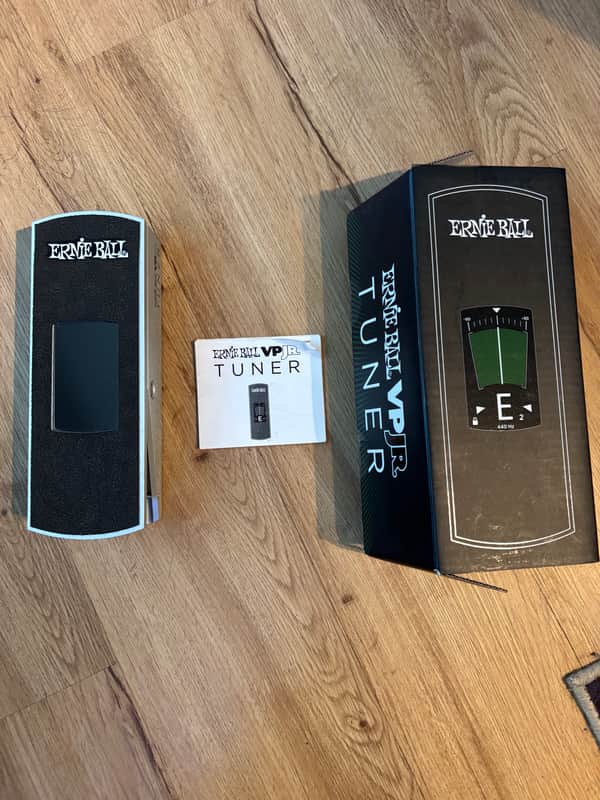 Ernie Ball VPJR Tuner