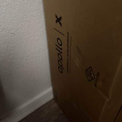 Universal Audio Apollo x6 Heritage Edition Thunderbolt 3 Audio Interface 2020 - Present - Gray image 2