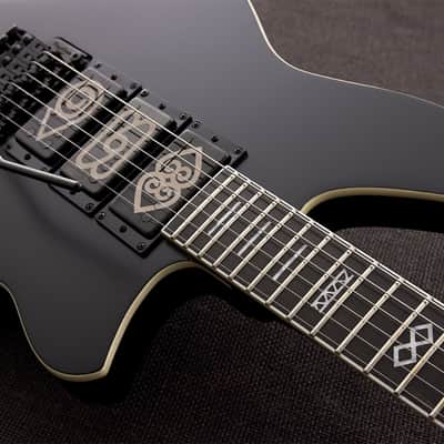 Reverend Vernon Reid Signature The Darque image 15