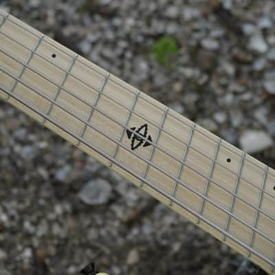 Dingwall John Taylor Signature 5-string - Primrose image 6