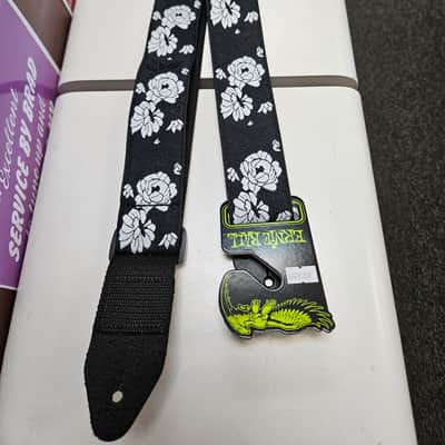 Ernie Ball Jacquard Guitar/Bass Strap - Vanilla Rose image 1
