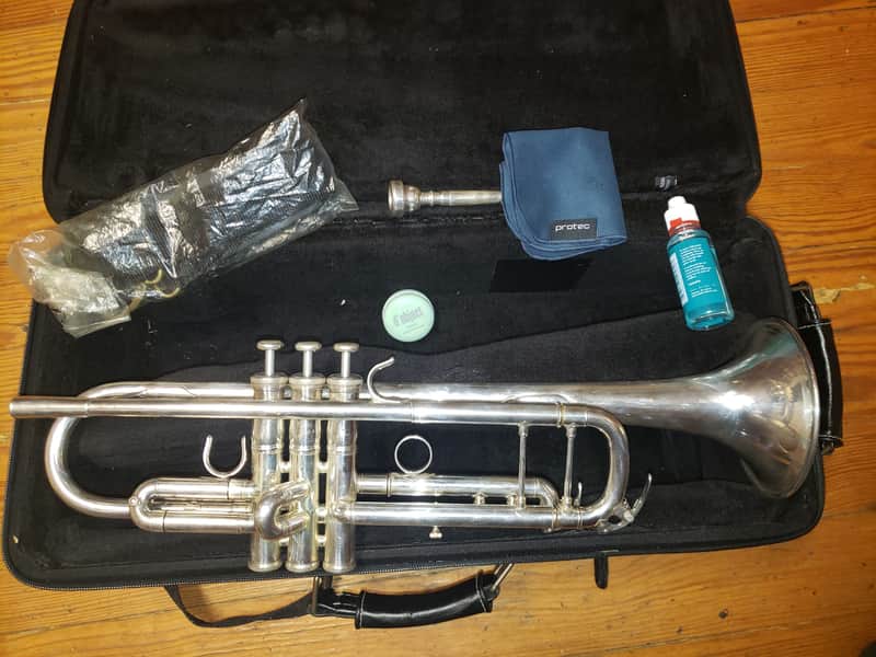 Yamaha Xeno II 8335SII Silver Trumpet W/ Double Case--Just Serviced, Nice! imagen 1