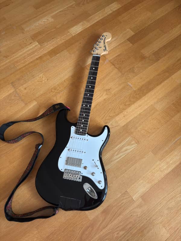Fender American Performer Stratocaster w/Lindy Fralin Prewired Pickguard image 1