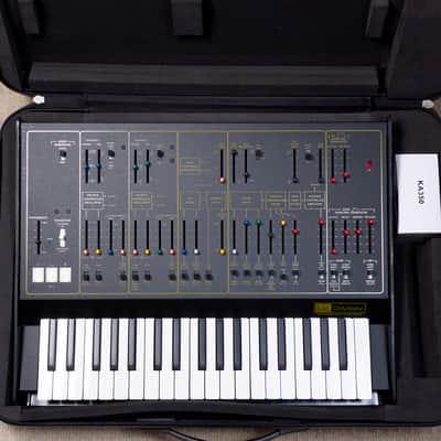 Korg ARP Odyssey Rev2 37-Slim Key Duophonic Analog Synthesizer Black/Gold
