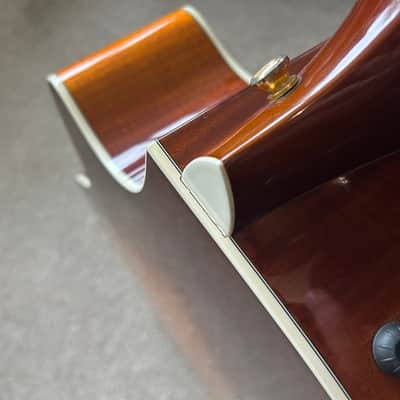 Taylor 614ce Honeyburst 2004 Electro Acoustic image 11