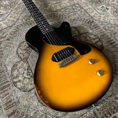 Eastman SB55/v-SB Solid Body Electric in Antique Sunburst Varnish w/ Hard Case & Free Pro Setup image 5
