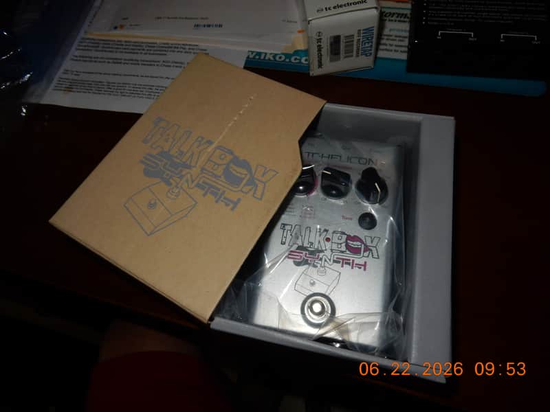 TC Helicon Talkbox Synth 2017 - 2021 - Silver image 1