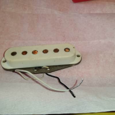 FENDER STRATOCASTER PICKUP 1978 Grey Bottom, meter read 5.81 image 3