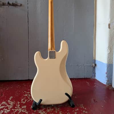 Fernandes Precision 1978 - Stone Logo image 9