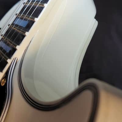 Gibson Vintage 2001 Les Paul Custom, Alpine White, Gold Hardware, w/HSC NOS image 18