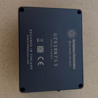 Darkglass Electronics Alpha Omega Ultra V2 Bass Preamp Blue image 4