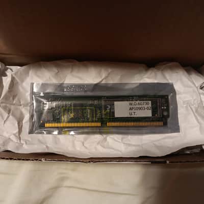 E-MU Systems 16MB Flash ROM 2000 - Green