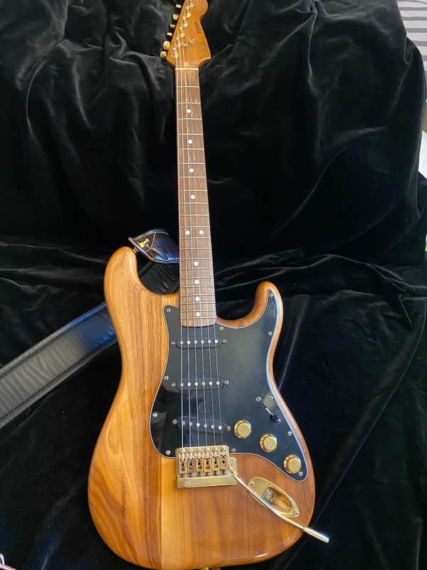 Fender  "The Strat" 1981  - Natural/Walnut image 1