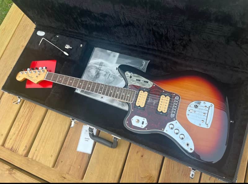 Fender Kurt Cobain Jaguar Left-Handed 2014 - Present - 3-Color Sunburst