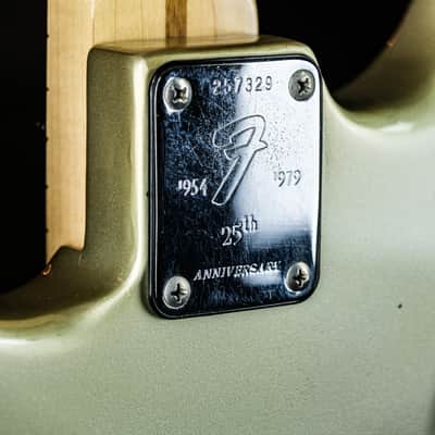 1979 Fender 25th Anniversary Stratocaster silver metallic image 18