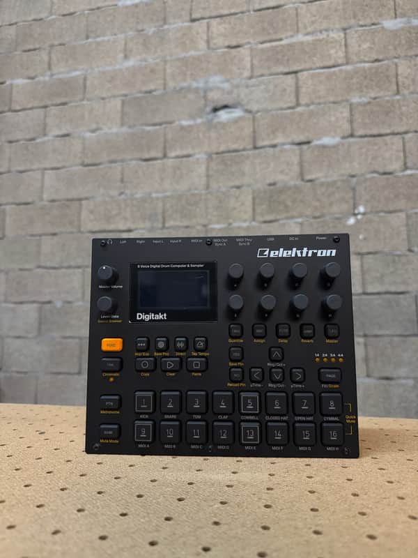 Elektron Digitakt 2017 - 2024 - Black image 1