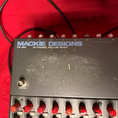 Mackie 1604 + XLR10 mic 16 channel mixer image 2