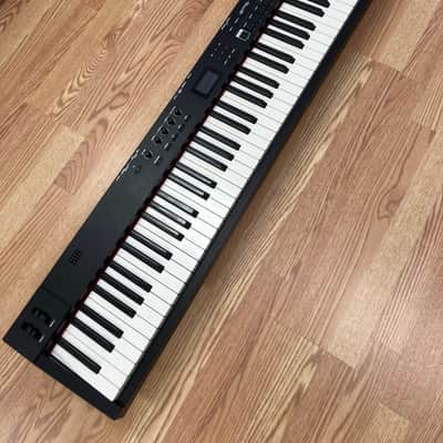 Roland RD-08 88-Key Digital Stage Piano - Black image 2