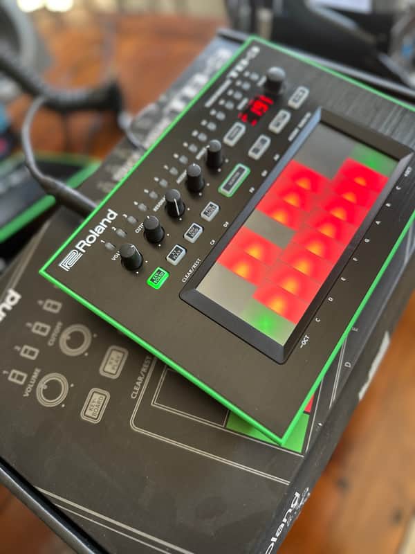 Roland AIRA TB-3 Touch Bassline Synthesizer | Reverb
