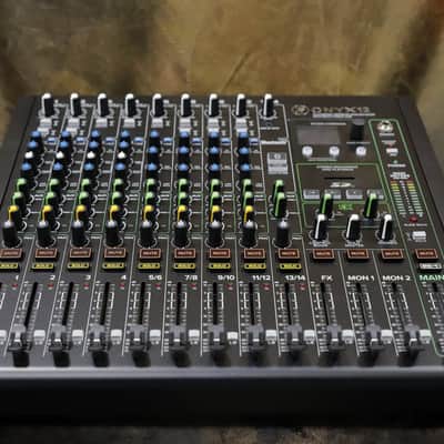 Mackie Onyx12 12-Channel Multitrack Analog Mixer with USB *open -return unit- *perfect & in-box! image 1