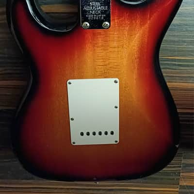 Aria Stratocaster Vintage 1970-1972 - Drei Tone Cherry-Sunburst image 4